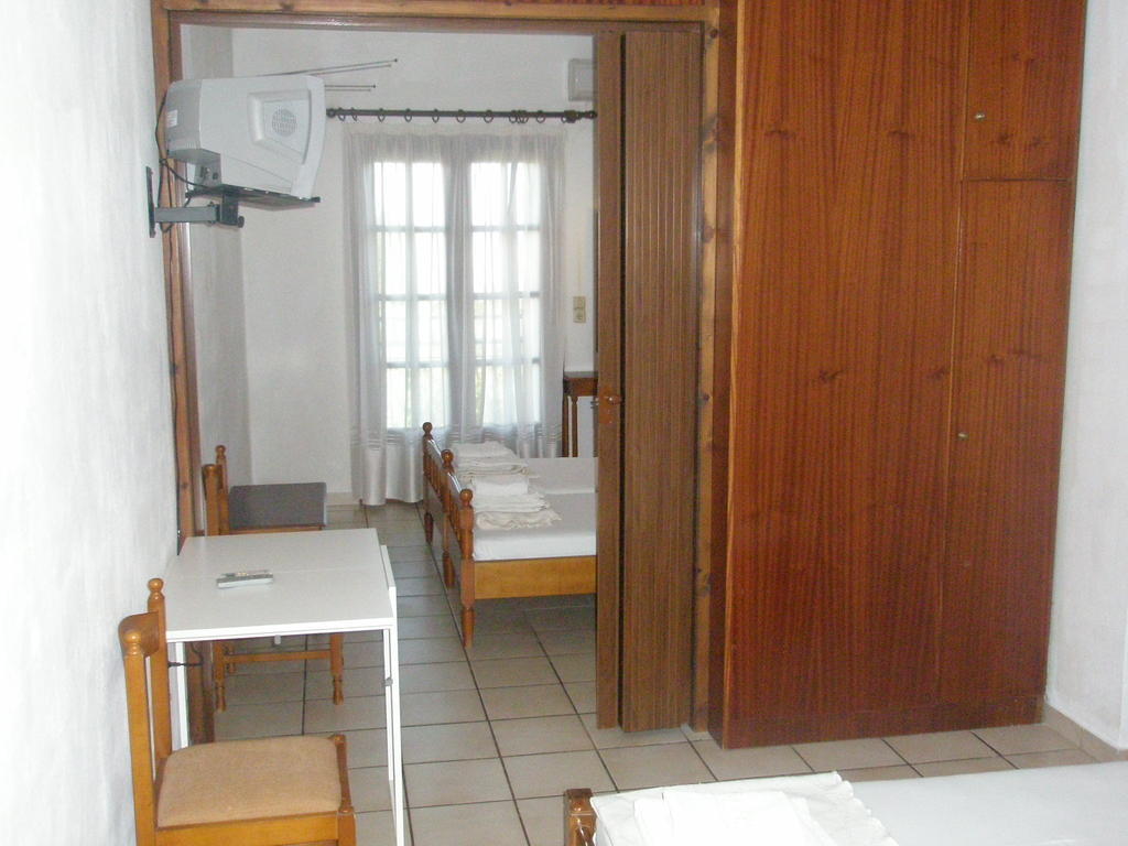 Viki Studios And Apartments Skala Potamias  Oda fotoğraf